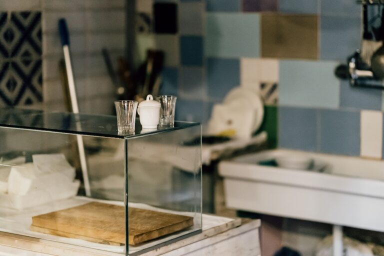 Creative Ways to Organize Your Kitchen and Declutter